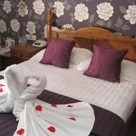Otel Glenburn 3*